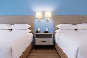 Signature Inn & Suites Hamilton