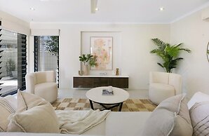 Riviera Road Miami - 4BRM Dual Villa