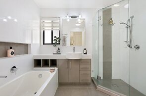 Riviera Road Miami - 4BRM Dual Villa