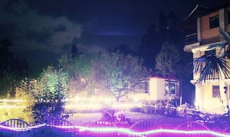 Barzam Lake View Resort