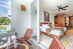 NHOA 211A Lux 2BR Pool View Aldea Zama