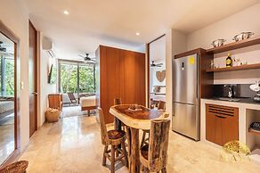 NHOA 211A Lux 2BR Pool View Aldea Zama