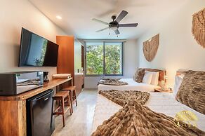 NHOA 211A Lux 2BR Pool View Aldea Zama