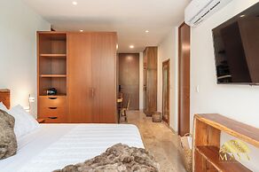 NHOA 211A Lux 2BR Pool View Aldea Zama