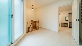 Gapyeong Gabom Kids Poolvilla Pension