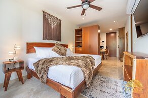 NHOA 211B Lux 1BR Pool View Aldea Zama