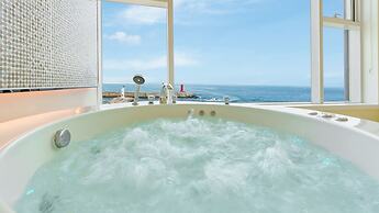 Gangreung Ninarang Spa Pension