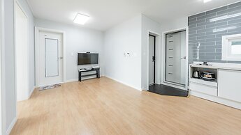 Gangreung Ninarang Spa Pension