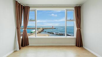 Gangreung Ninarang Spa Pension