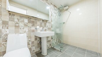 Gangreung Ninarang Spa Pension