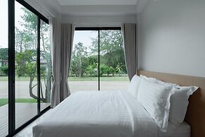 Lyntara Pool Villa Nongkhai