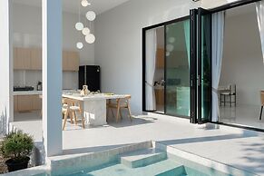 Lyntara Pool Villa Nongkhai