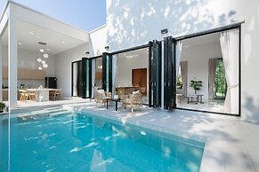 Lyntara Pool Villa Nongkhai