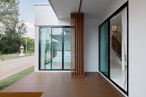 Lyntara Pool Villa Nongkhai