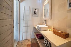 Villa Tara by Villa Finder