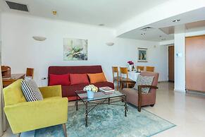 Stylish Apt Balcony View by Sea N' Rent