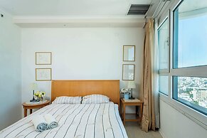 Stylish Apt Balcony View by Sea N' Rent