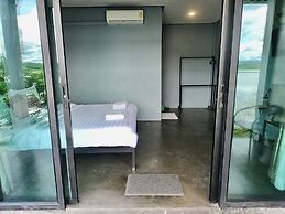 OYO 75530 By the dam cafe and farmstay