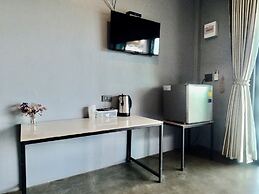 OYO 75530 By the dam cafe and farmstay