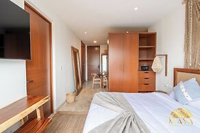 NHOA 305B Lux 1BR Pool View Aldea Zama