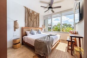 NHOA 305B Lux 1BR Pool View Aldea Zama