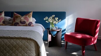 Yallungah Boutique Hotel by Travellers