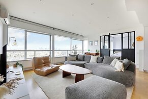 Exceptional View of Paris With A/C - 2bd/4p