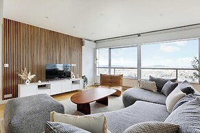 Exceptional View of Paris With A/C - 2bd/4p