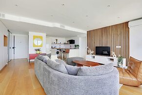 Exceptional View of Paris With A/C - 2bd/4p