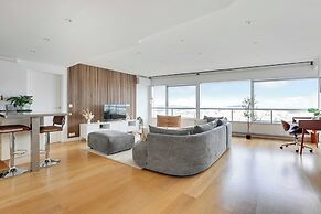 Exceptional View of Paris With A/C - 2bd/4p