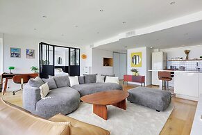 Exceptional View of Paris With A/C - 2bd/4p