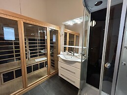 Spacious Apartment Near ski Area