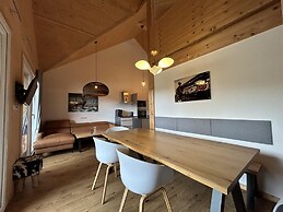 Spacious Apartment Near ski Area