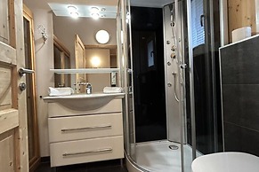 Spacious Apartment Near ski Area