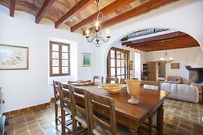 Can Guillo - Villa With Private Pool In Pollenca
