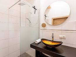 Apartment Directly on the Mountain