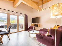 Apartment Directly on the Mountain