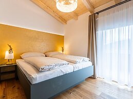 Apartment Directly on the Mountain