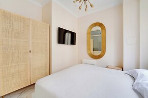 Cosy and Chic Apartment -1br/4p- Trocadero