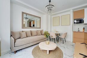 Cosy and Chic Apartment -1br/4p- Trocadero
