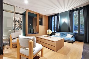 Fabulous House : a Gem in Chic Western Paris