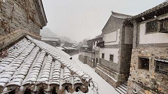 ATRIUM FENGZHU HOMESTAY