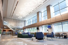 GRAND ANARA AIRPORT HOTEL