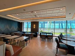 GRAND ANARA AIRPORT HOTEL