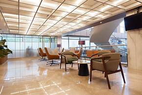 GRAND ANARA AIRPORT HOTEL