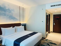 GRAND ANARA AIRPORT HOTEL