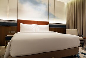 GRAND ANARA AIRPORT HOTEL