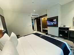 GRAND ANARA AIRPORT HOTEL