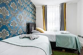 London Homes - Aldgate Flats