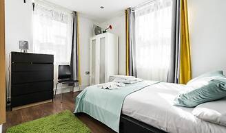 London Homes - Aldgate Flats